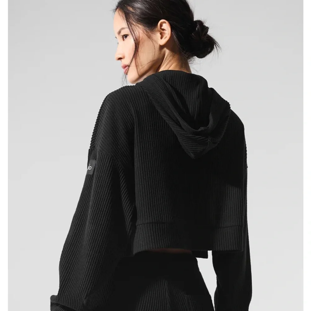 Alo Muse Black Ribbed Cropped Hoodie - Picture 2 of 3